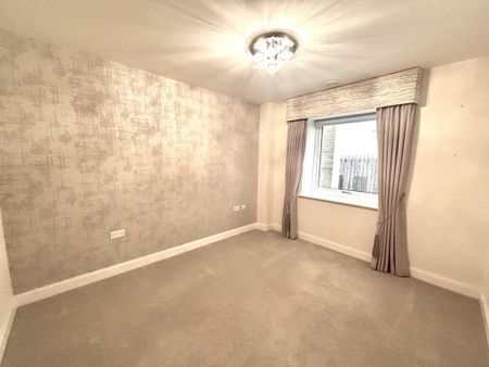 2 bedroom ground floor flat to rent - Photo 4