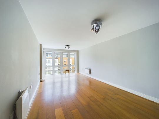 2 bed to rent in St. Davids Square, London, E14 - Photo 1