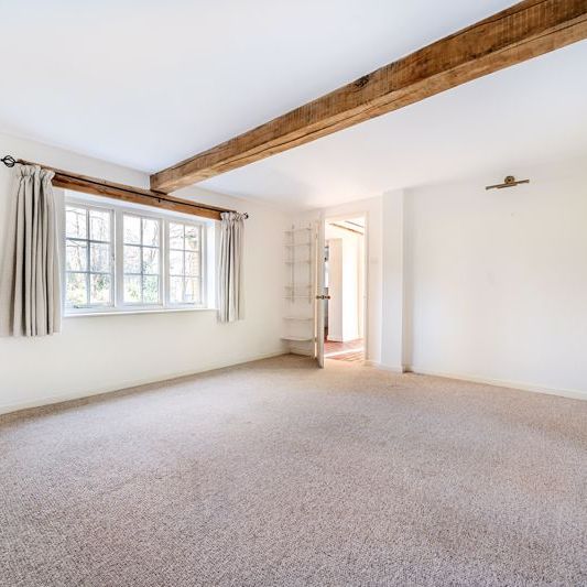 Hewshott Lane, Liphook, Hampshire, GU30 - Photo 1