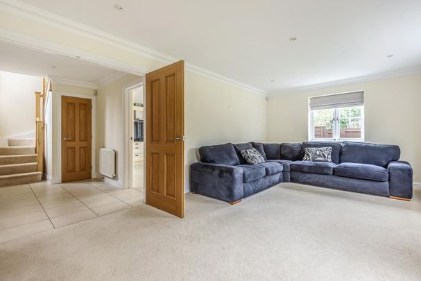 3 bedroom terraced house to rent - Photo 1