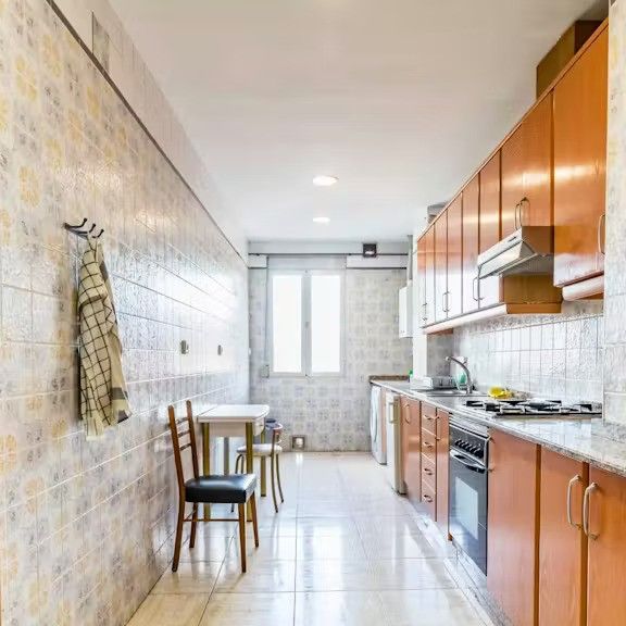 Carrer Pervindre, Valencia, Valencian Community 46006 - Photo 1