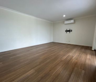 50 Daintree Boulevard - Photo 1