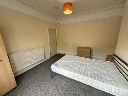 Markham Street, Haxby Road - P2114 - Photo 3