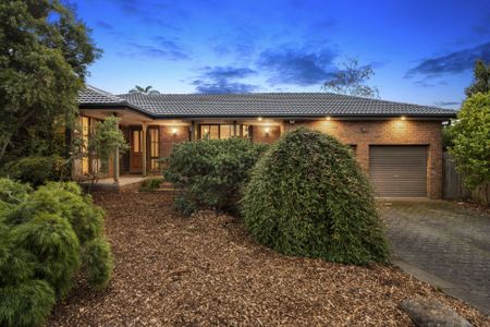 4 Shannon Way Berwick VIC - Photo 3