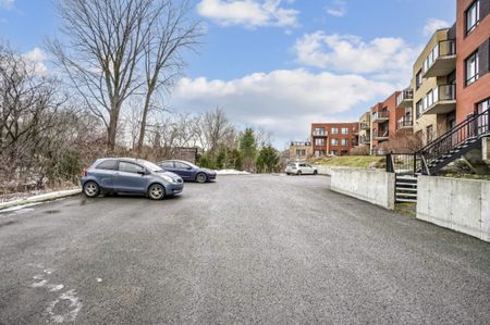 Nouveauté sur le marché Appartement à louer - Laval (Fabreville) (Est) - Photo 2