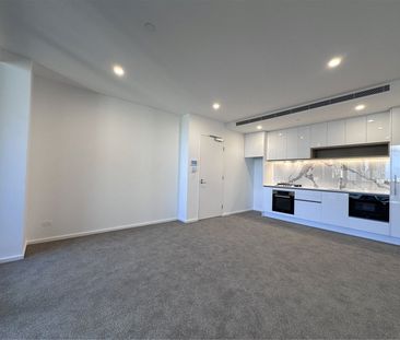 1907/408 Spencer Street - Photo 1