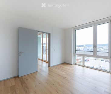 Moderne 3.5-Zimmer-Wohnung mit Balkon direkt am Bahnhof Hegi - Photo 2