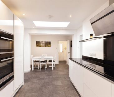 2 bedroom bungalow to rent Polefield House, Hatherley Road, Chelten... - Photo 6