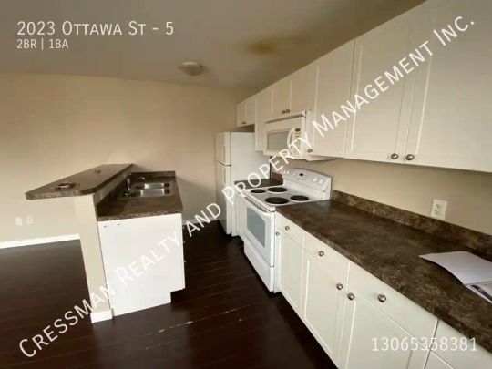 2023 Ottawa St — 2 Bedroom - Photo 1