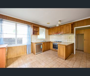 30 Sylvia Street, Dandenong North, Vic 3175 - Photo 4
