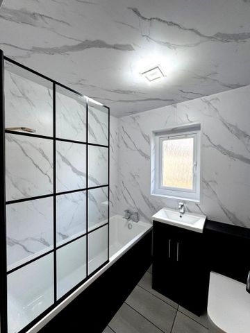2 bedroom terraced house to rent - Photo 3