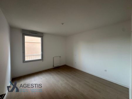 Location Appartement 3 pièces 66m² TOULOUSE 31400 - Photo 4