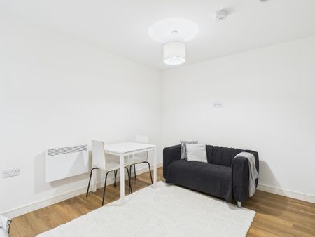 Studio to rent - Photo 5