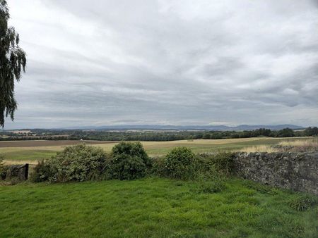 5 bedroom detached house to rent - Photo 3