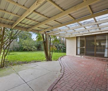 10 Sonia Street, Donvale VIC 3111 - House For Rent | Domain - Photo 3