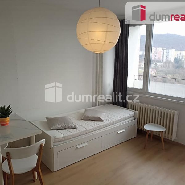 Pronájem bytu 1+kk a garsoniéry 22 m², Hoření 2435, Ústí nad Labem - Photo 1