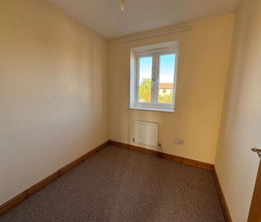 2 bedroom semi-detached house to rent - Photo 5