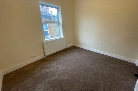 3 Bed Flat, Sylvan Avenue, N22 - Photo 2