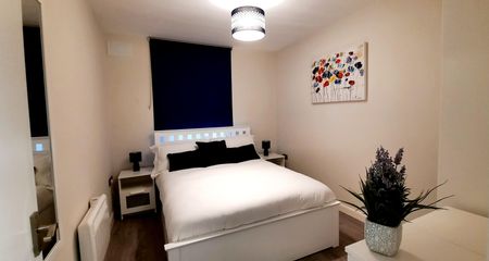 Goldhawk Road, London, Shepherds Bush - Photo 5