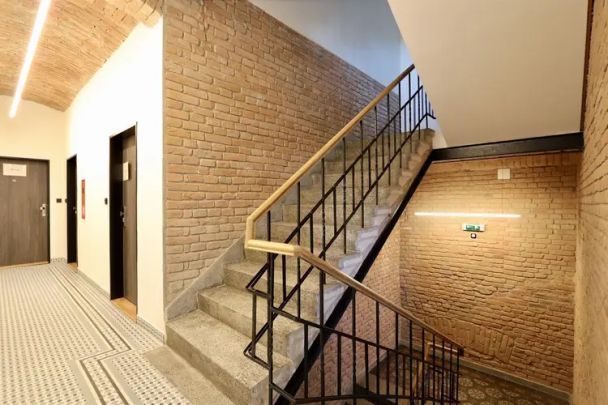 Pronájem bytu 2+kk, Brno - Zábrdovice, ul. Francouzská, výtah, centrum města - Fotografie 1