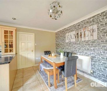 The Glen, Linthurst Newtown, Blackwell, Bromsgrove, B60 - Photo 4