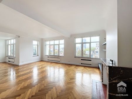 IXELLES - SUPERB 2 SLAAPKAMERAPPARTEMENT VAN 132m²+PARKEREN - Photo 2