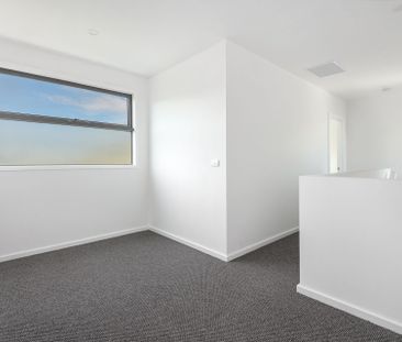 2/56 Orwil Street Frankston VIC - Photo 1