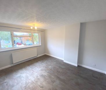 Price £2,300 pcm - Available Now - Unfurnished - Photo 3