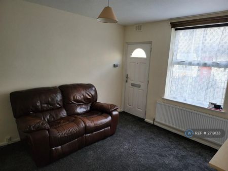 2 bedroom terraced house to rent - Photo 5