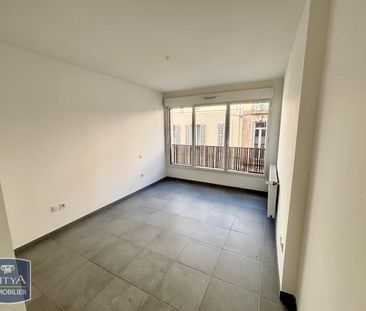 Location Appartement 2 pièces 43m² MARSEILLE 4ème - Photo 4