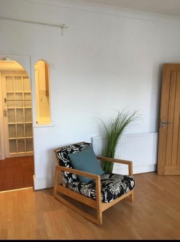 1 Bed Flat, Minard Rd, SE6 - Photo 5