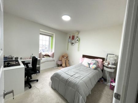 For Lease - 1222 Rose Way Unit# 21, Milton, Ontario - Photo 4