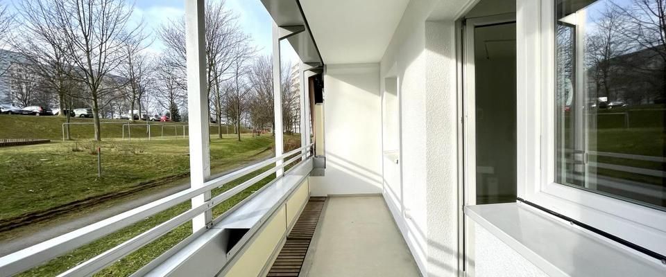 Moderne 1-Raumwohnung mit LED-Spots und bodengleicher Dusche - Foto 1