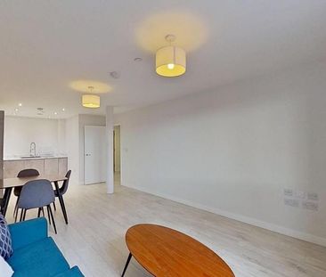 2 bedroom flat to rent - Photo 3