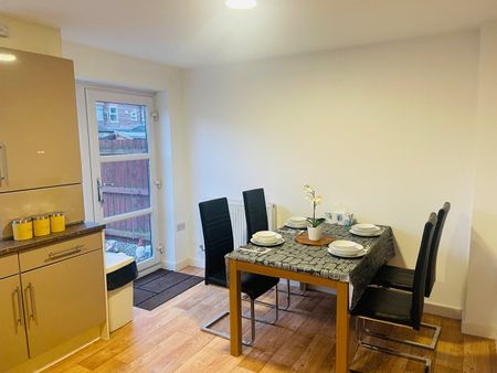 Room in a Shared House, Bilborrow Road, M14 - Photo 2