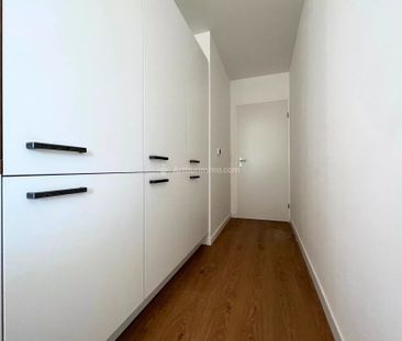 Location Appartement 3 pièces 66 m2 à Chambray-Lès-Tours - Photo 2