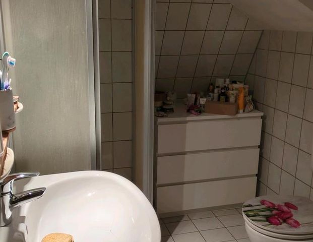 1 Zimmer mit Du/WC bis Weihnachten - Photo 1