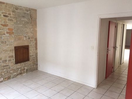 Location Appartement 4 pièces 65m² - Photo 4