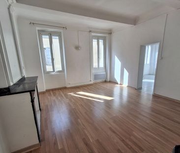Location Appartement 2 pièces 43m² - Photo 2