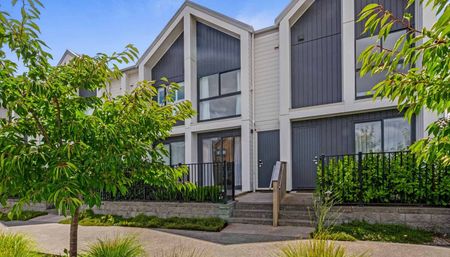 2 Bedroom townhouse - Westgate - Photo 4