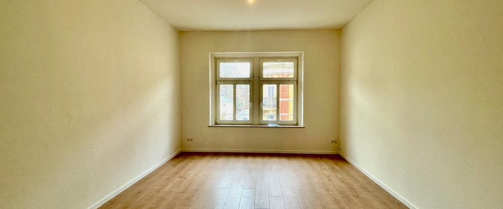 FRISCH RENOVIERTE 2-Zimmer Wohnung mit Balkon im Herzen von Bischofswerda! - Foto 1