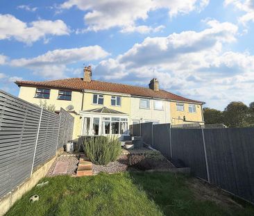 3 bedroom terraced house to rent - Photo 2