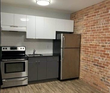 For Lease - 2870 Dundas Street Unit# 217, Toronto, Ontario - Photo 3
