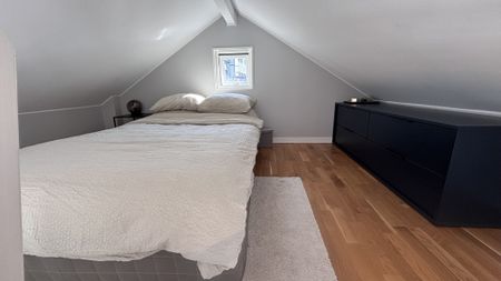 Björnvägen, Skogås - Photo 2