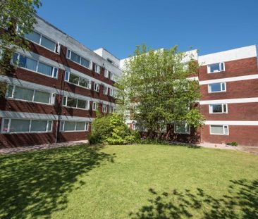 Price £800 pcm - Available Now - Unfurnished - Photo 6
