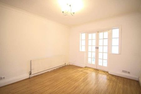 Blenheim Road, Harrow, HA2 - Photo 2