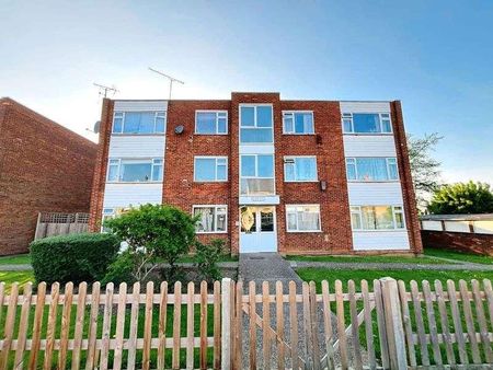 Richard Court, Alston Road, High Barnet, Barnet, Hertfordshire, EN5 - Photo 2