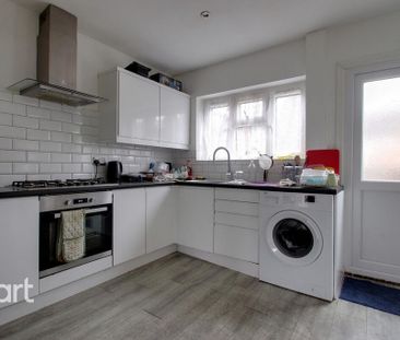 1 bedroom in a house share to rent - Photo 5