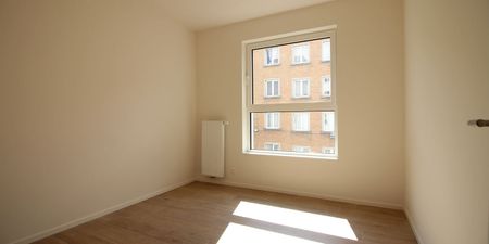 Appartement te huur in Sint-Jans-Molenbeek voor € 1.150 met 2 slaapkamers - Photo 3