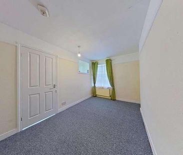 High Street, Herne Bay, CT6 - Photo 5